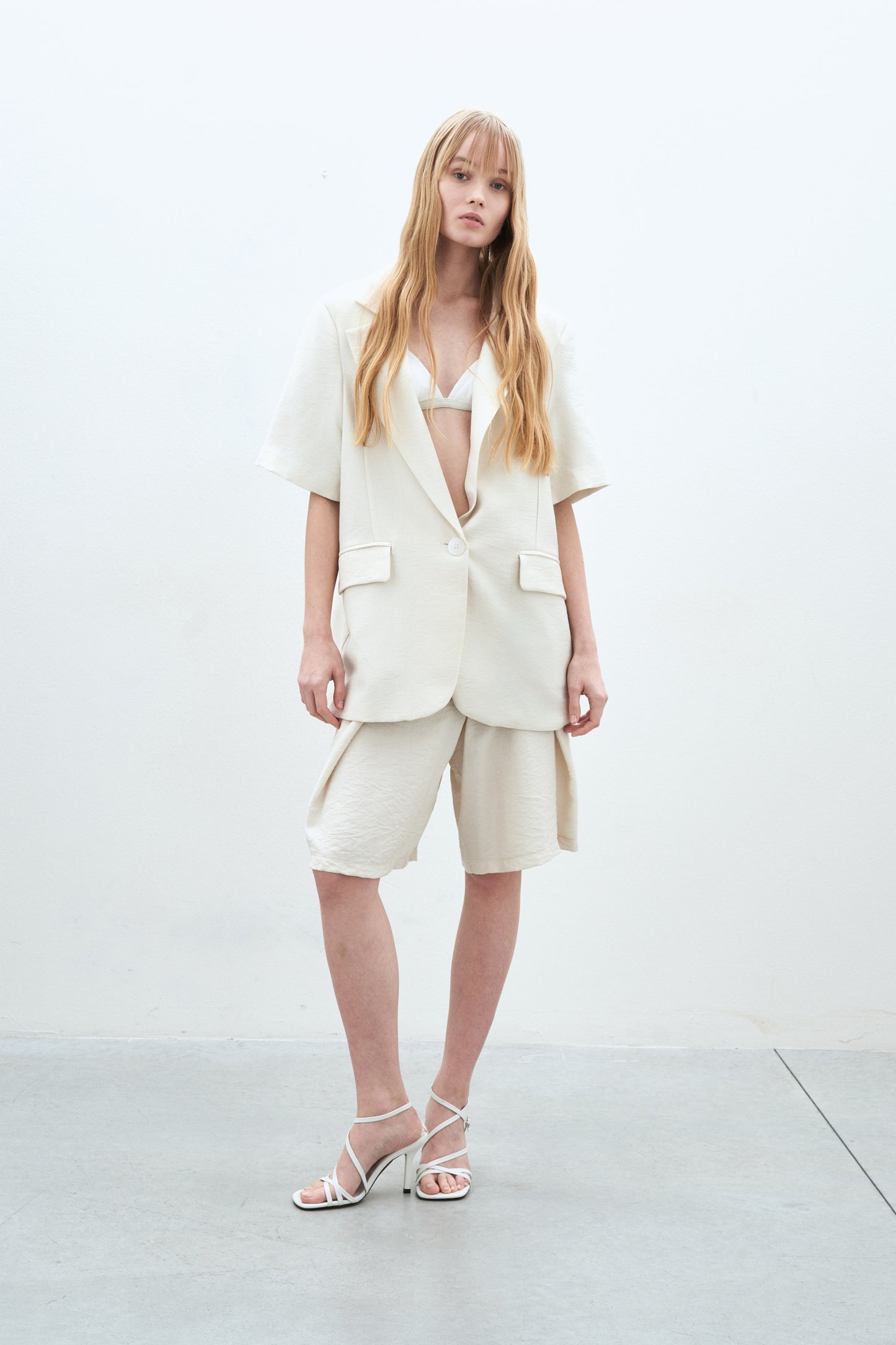 Blazer Maniche Corte