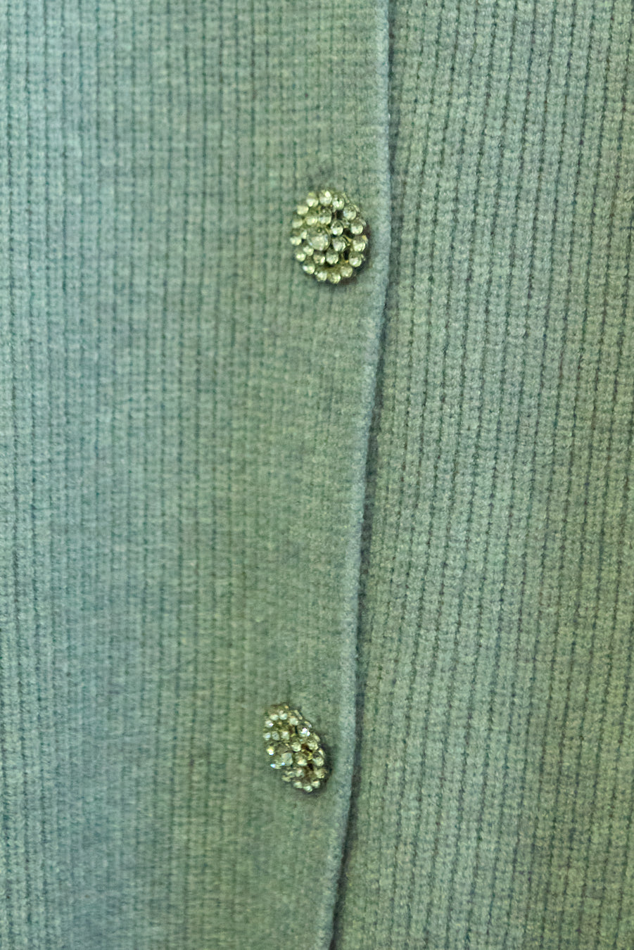 Cardigan con Bottoni Gioiello